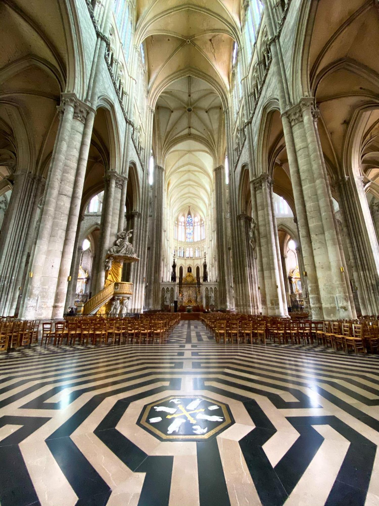 Apartment House Le Majestic Cathedral, Amiens Exterior photo